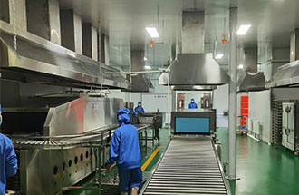 9月2日，黑龍江中央大廚房裝修凈化工程收尾中